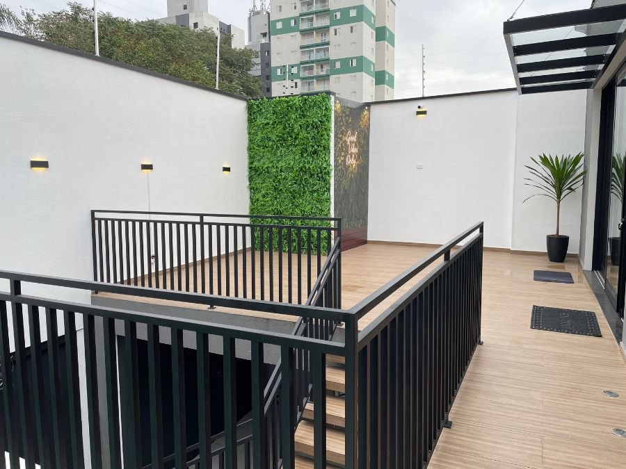 Área externa junto à piscina Spasie
